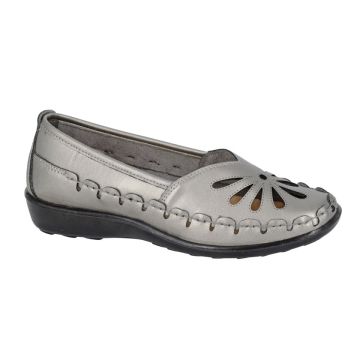 BOULEVARD L516FS Closed Toe Punched Casual